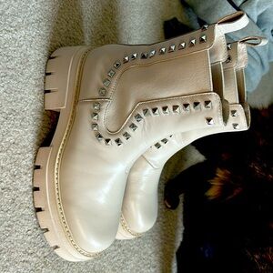 Ash cream chunky studded boot
